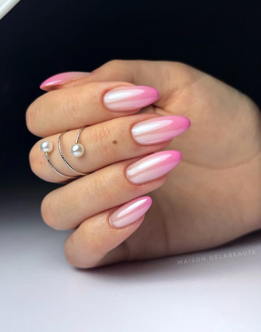 Chic pink ombre baby boomer nails