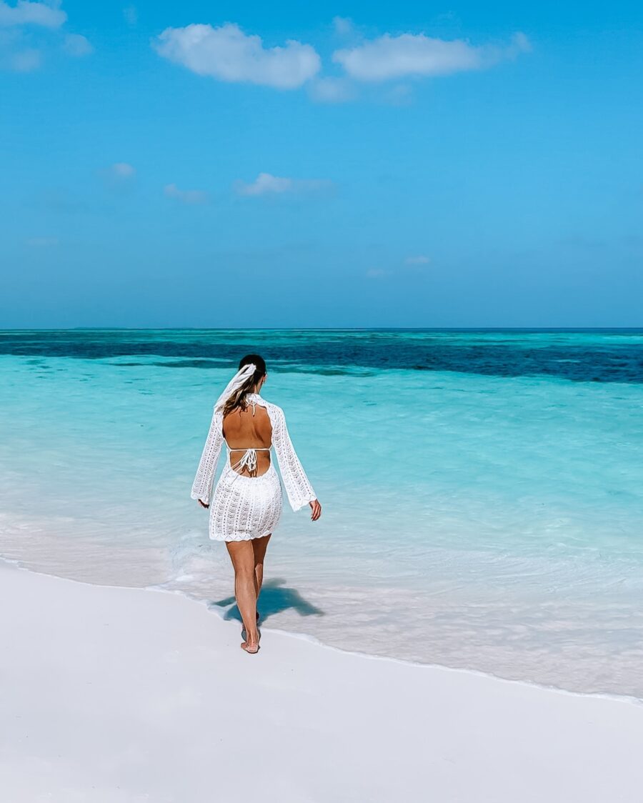 Chic Summer Beach Cover-Up Look