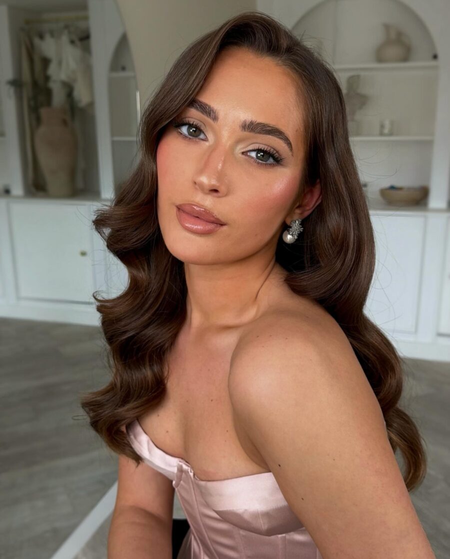 Radiant bridal makeup with elegant waves