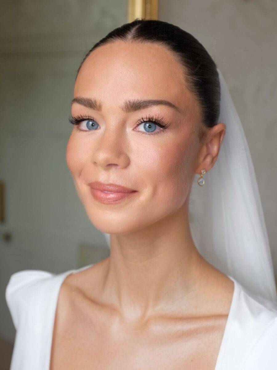 Radiant bridal beauty with a natural touch