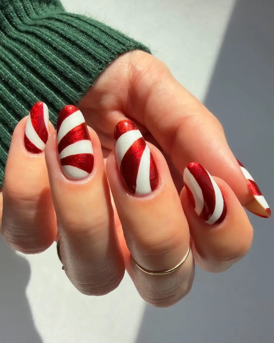 Festive Candy Cane Inspired Nail Art Design