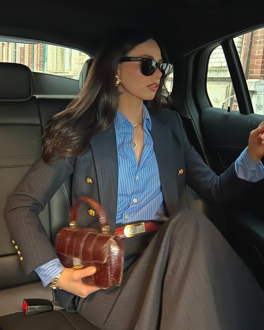 Elegant semi-formal ensemble for modern sophistication