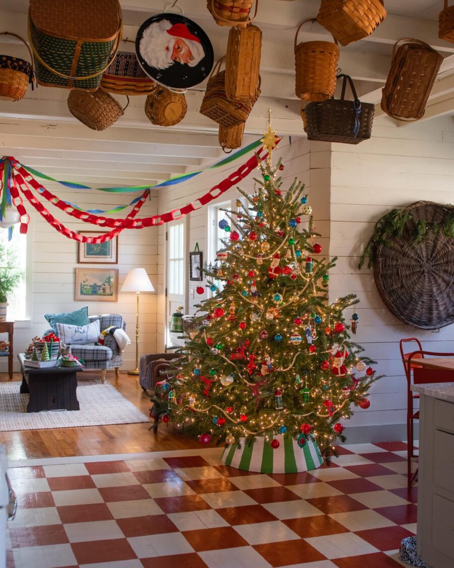 Charming Christmas Tree in Cozy Living Room