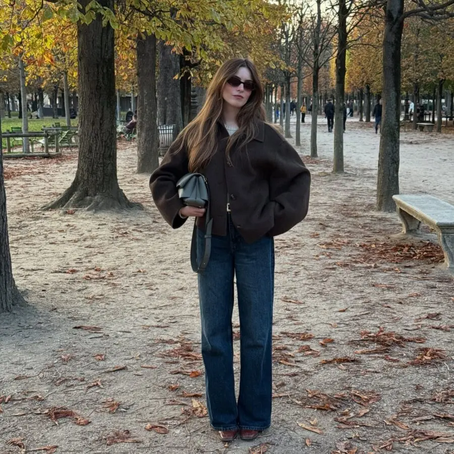 Effortlessly chic autumn vibes in Paris