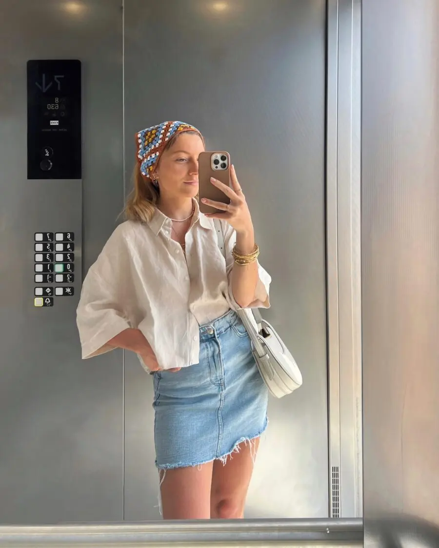 Effortlessly chic linen and denim combo