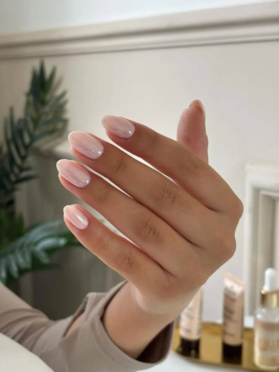 Chic almond-shaped glossy clean girl nails
