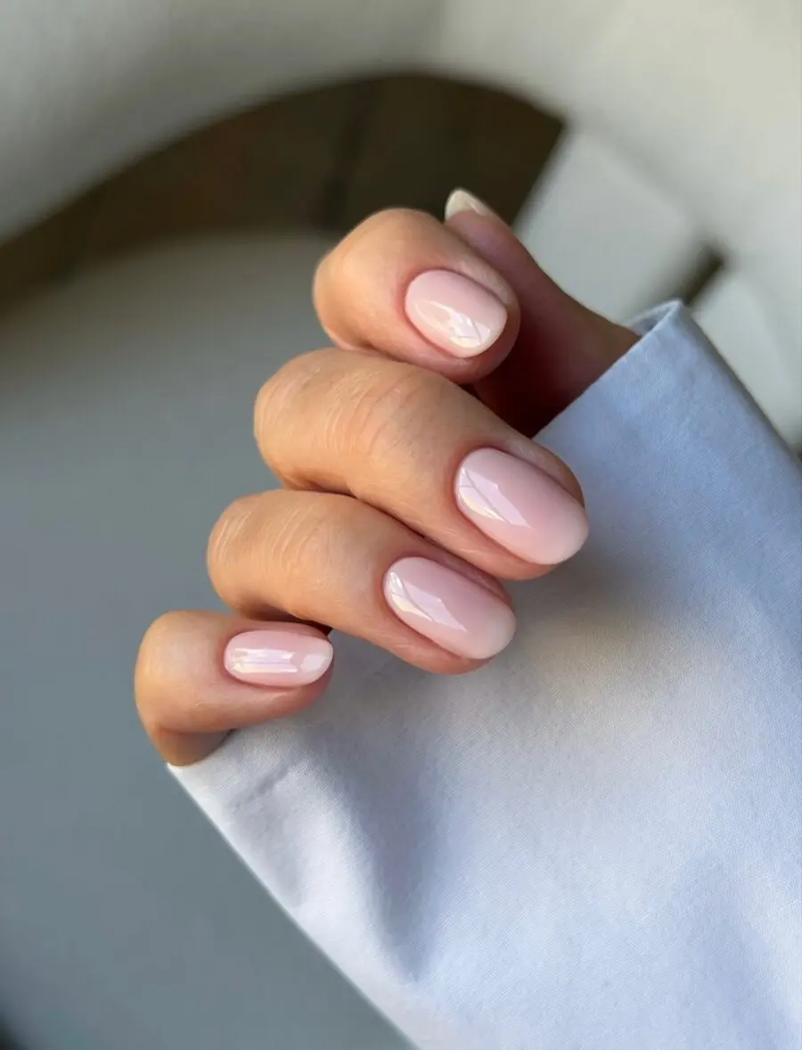 Simple Elegance in Soft Pink Nail Design