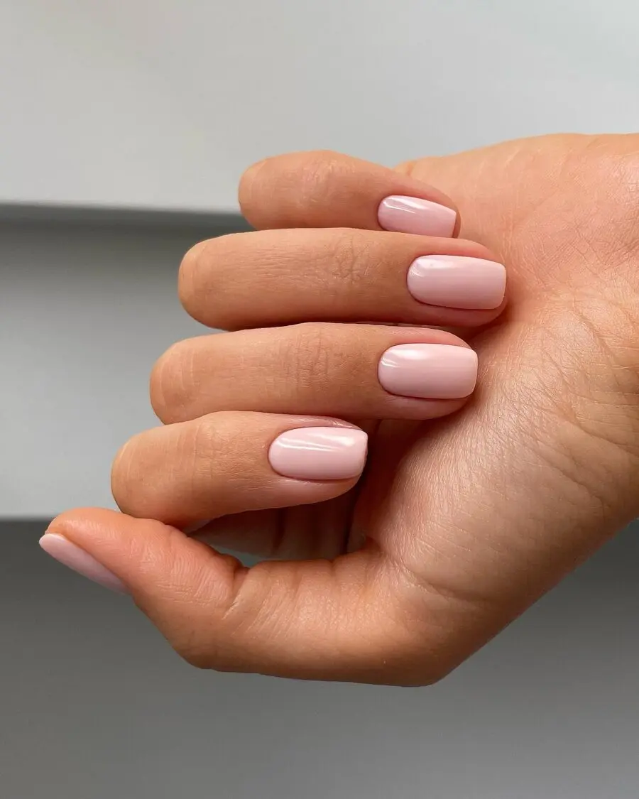 Elegant and simple nude pink nails
