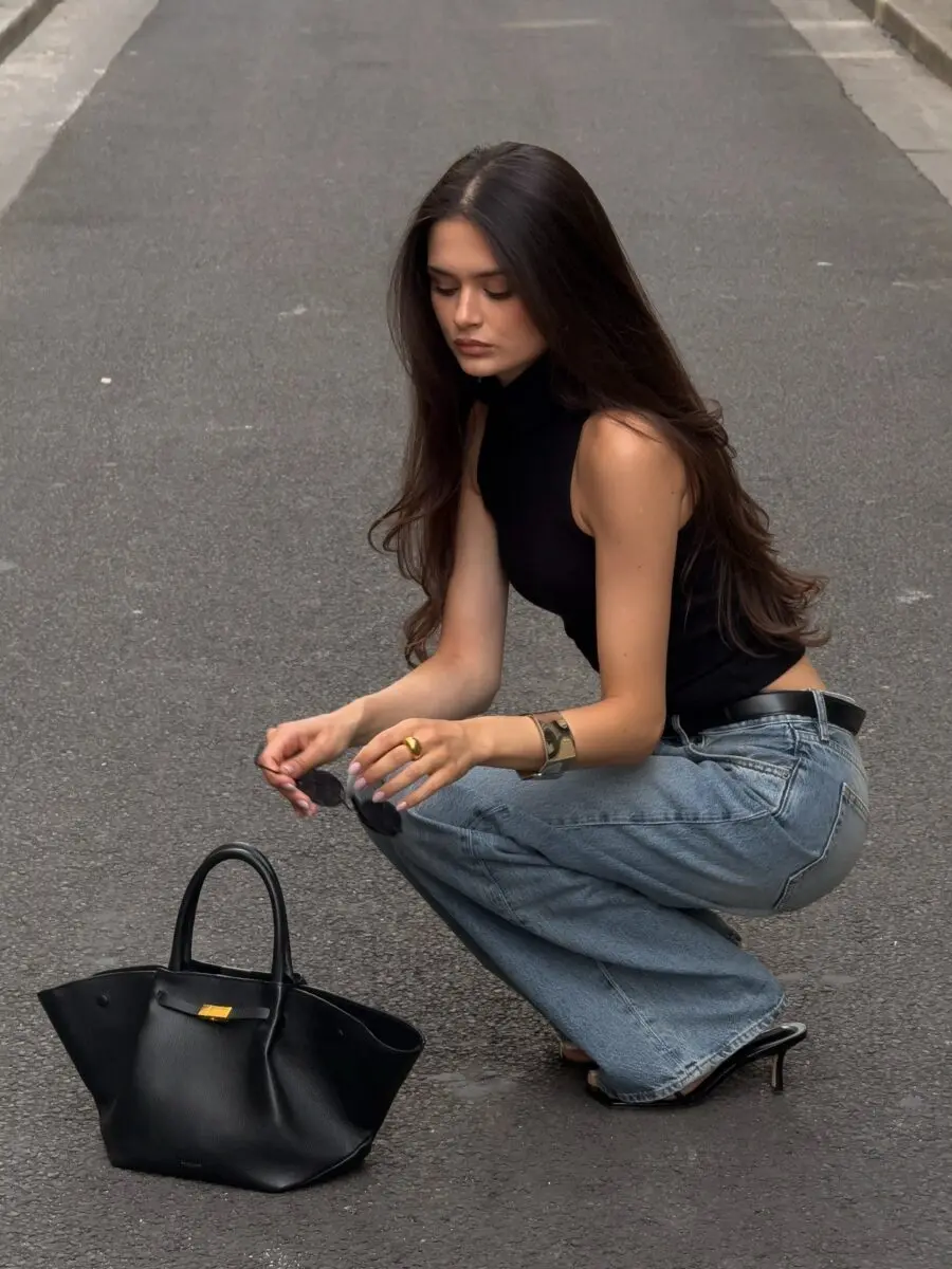 Chic and Effortless Clean Girl Outfit Inspiration