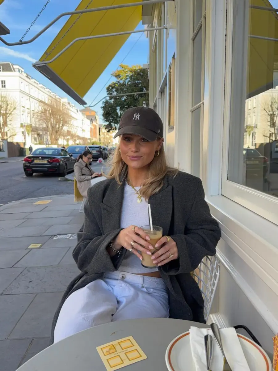 Casual Elegance in a Chic City Setting