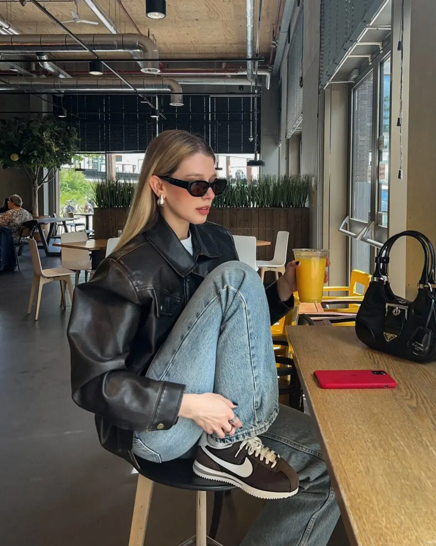 Chic and Effortless Clean Girl Aesthetic