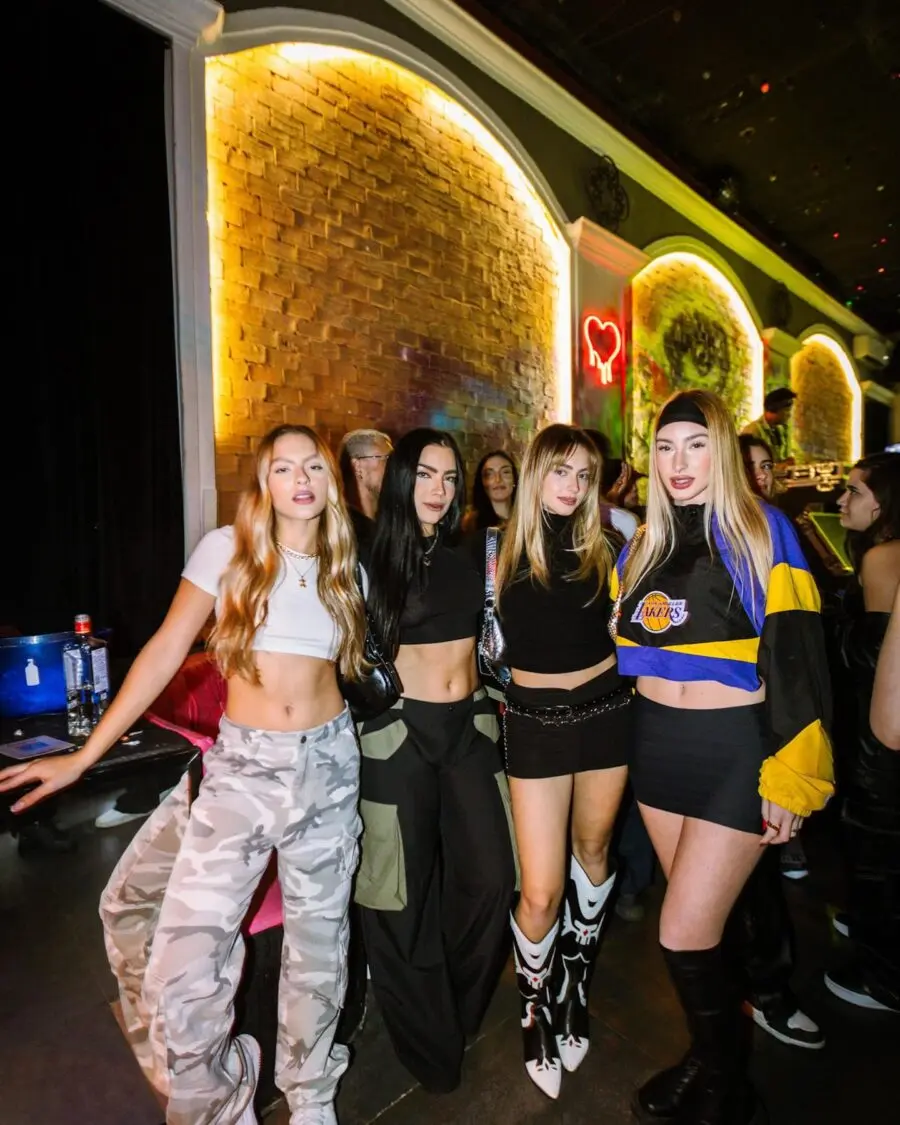Chic and bold club outfits for a fun night