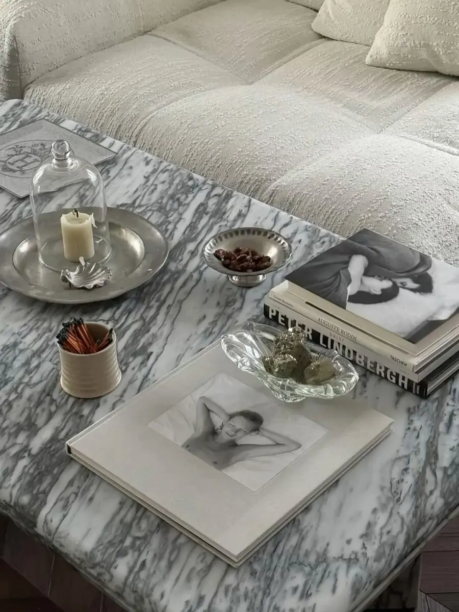 Elegant marble coffee table decor ideas