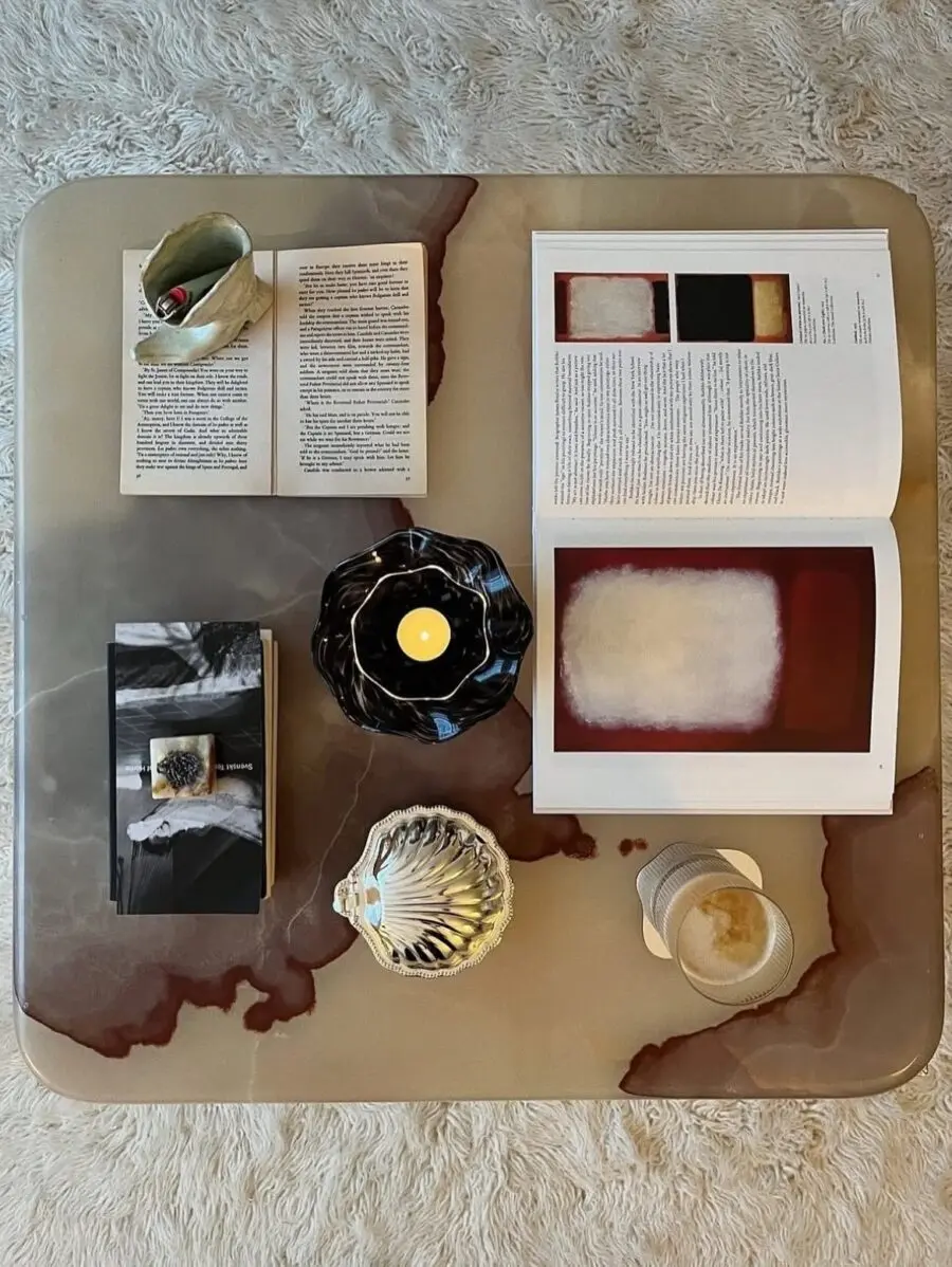 Stylish modern coffee table arrangement with decor