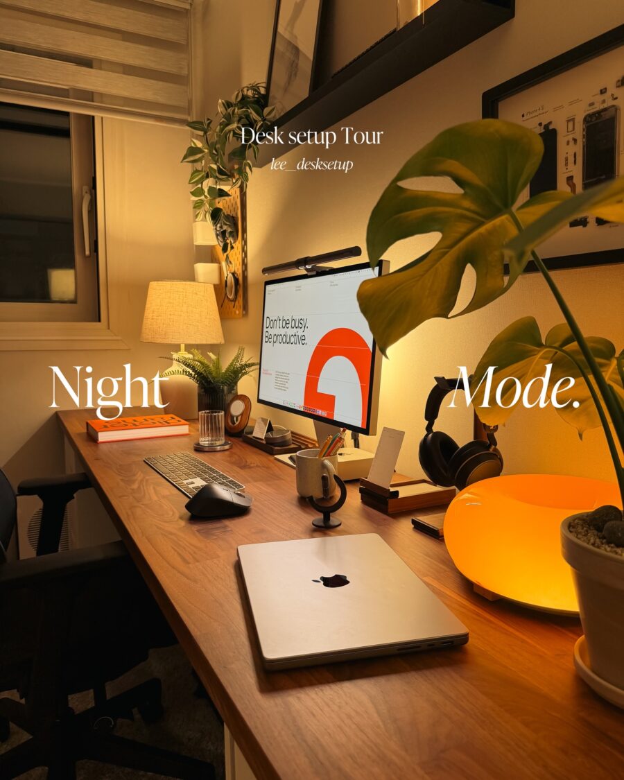 Chic and modern study desk aesthetics