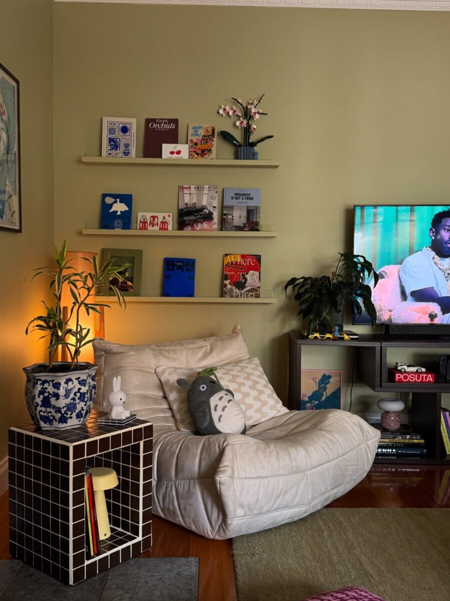 Charming small living room decor ideas