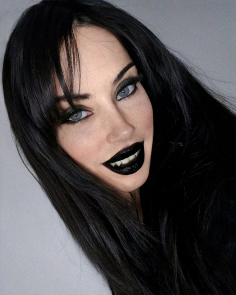 Striking dark feminine makeup looks stunning here
