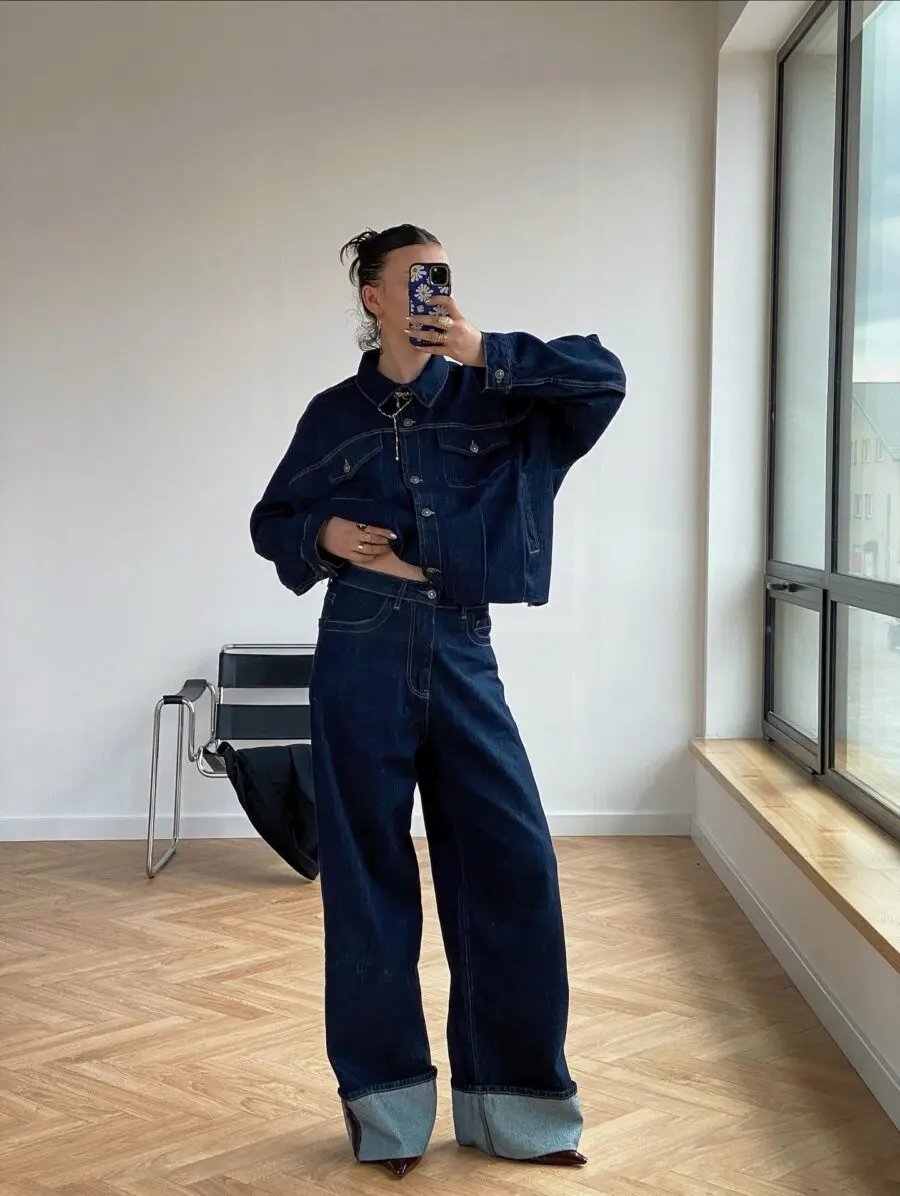 Casual Denim Look for the Office