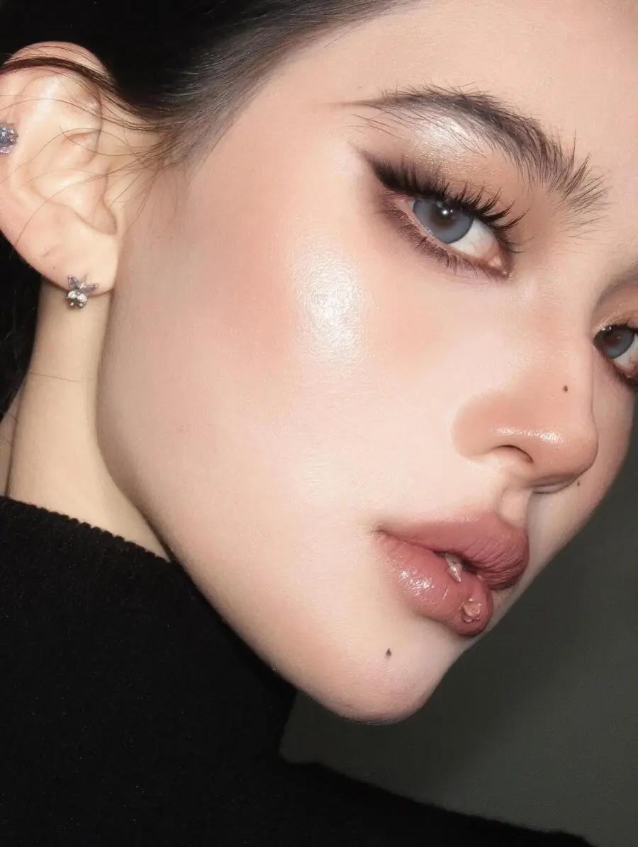 Stunning glam with flawless skin and glossy lips