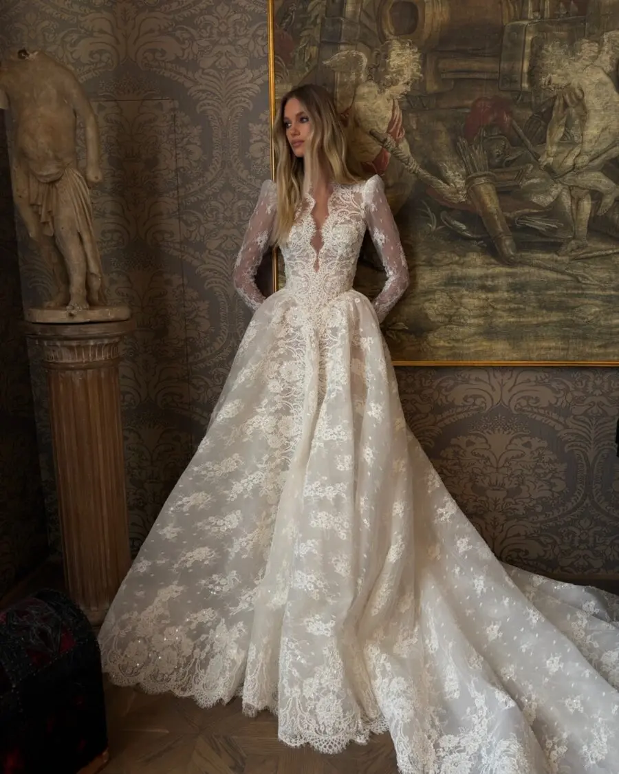 Elegant wedding dress with romantic lace sleeves