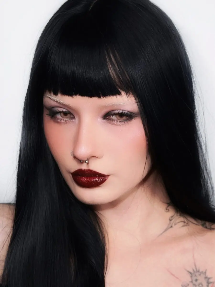 Bold Emo Makeup Featuring Glossy Lips