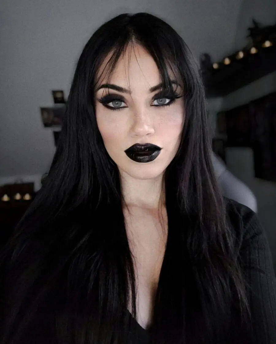 Bold Emo Look with Black Lips and Eyes