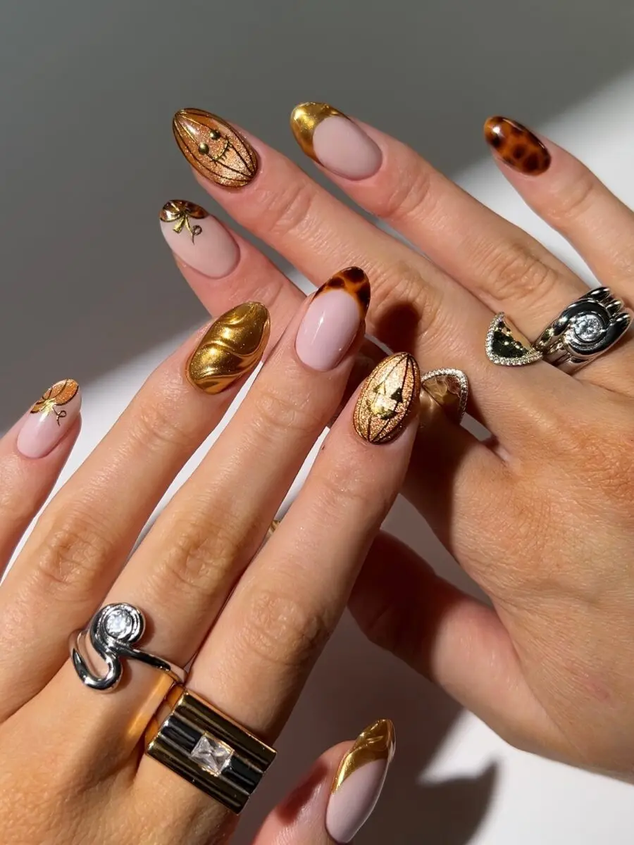 Chic Autumn-Inspired Nail Art Design