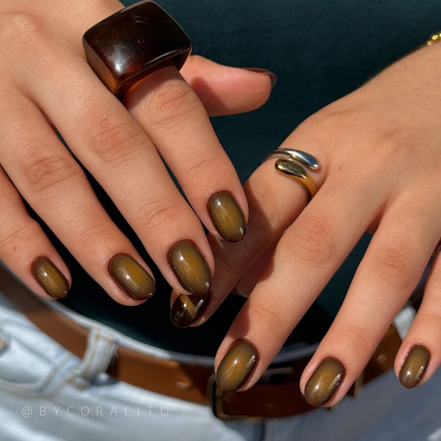 Stylish nails in rich autumnal hues