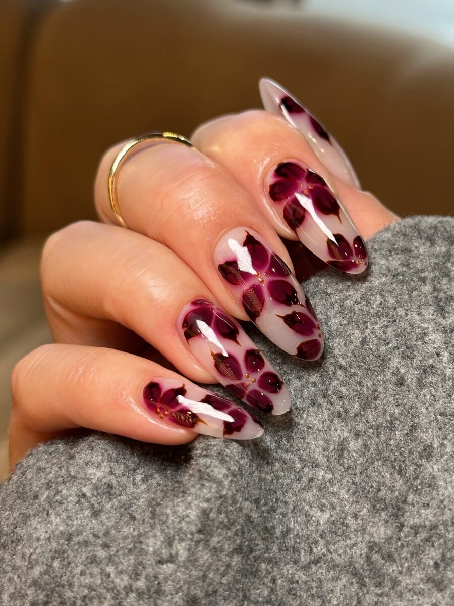 Stunning floral fall nail design with elegance