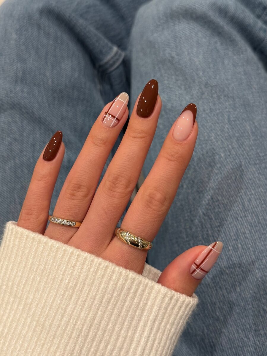 Chic Autumn-Inspired Nail Design With Warm Tones