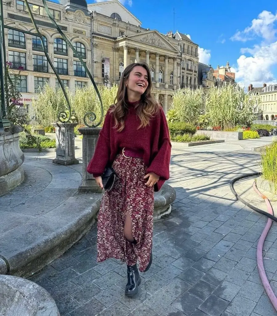 Chic Fall Outfit with Sweater and Floral Skirt