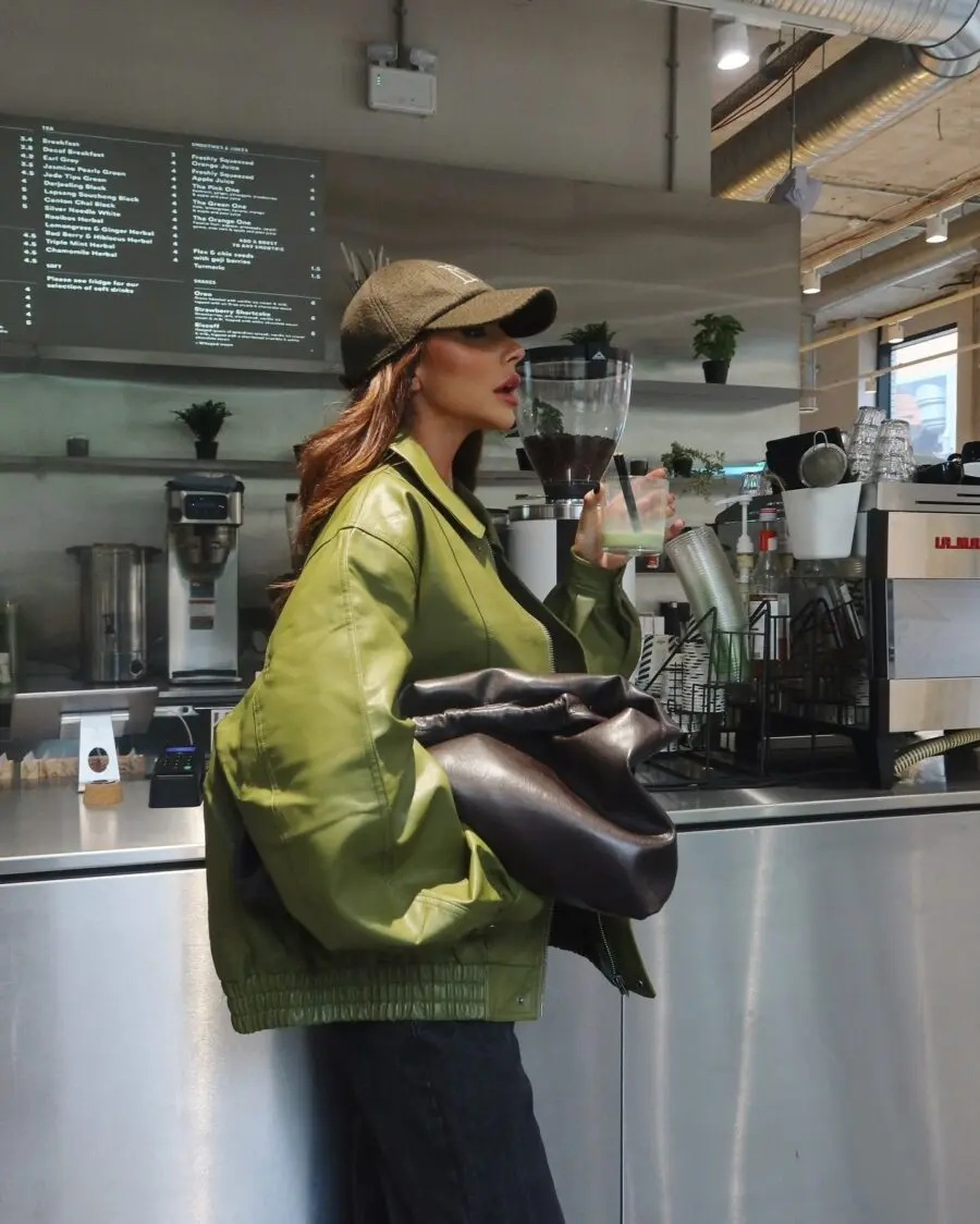 Chic Fall Look for Coffee Lovers