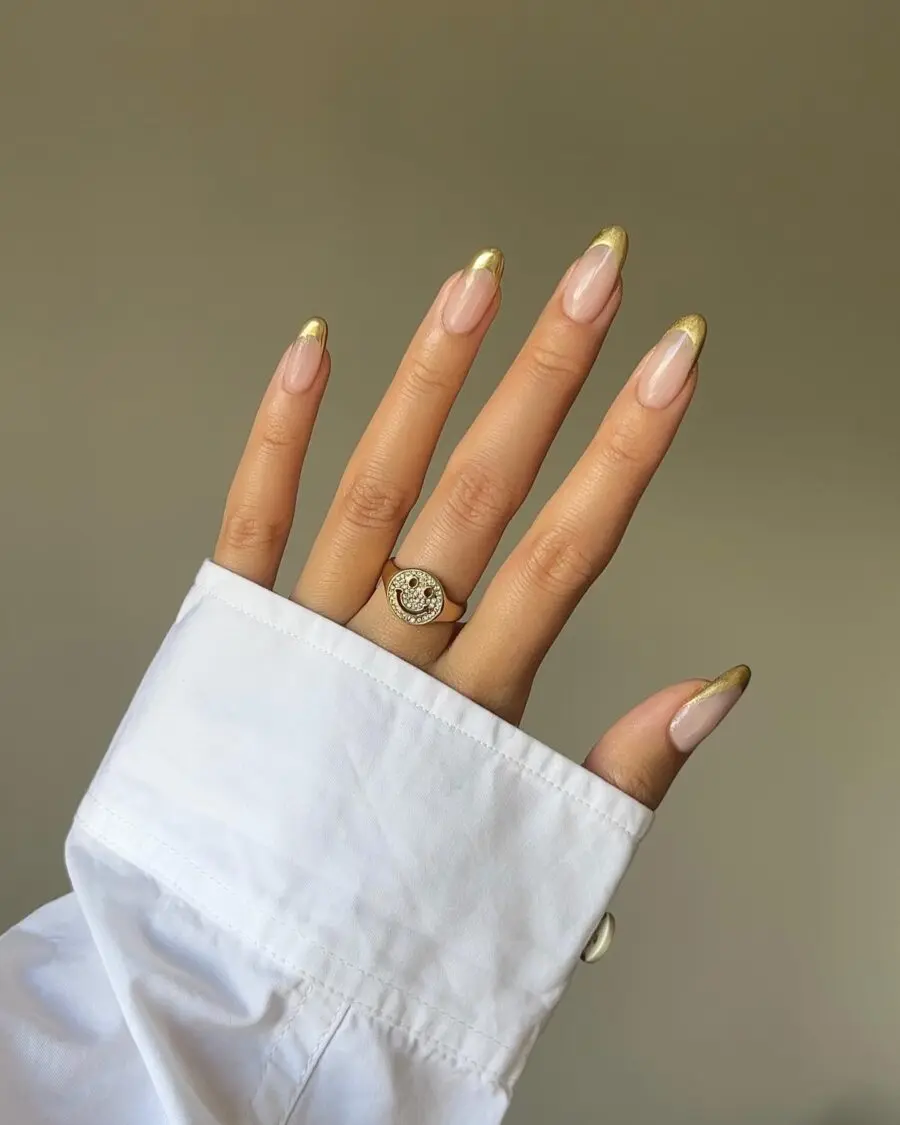 Stylish Gold-Tipped Nails for Effortless Glam
