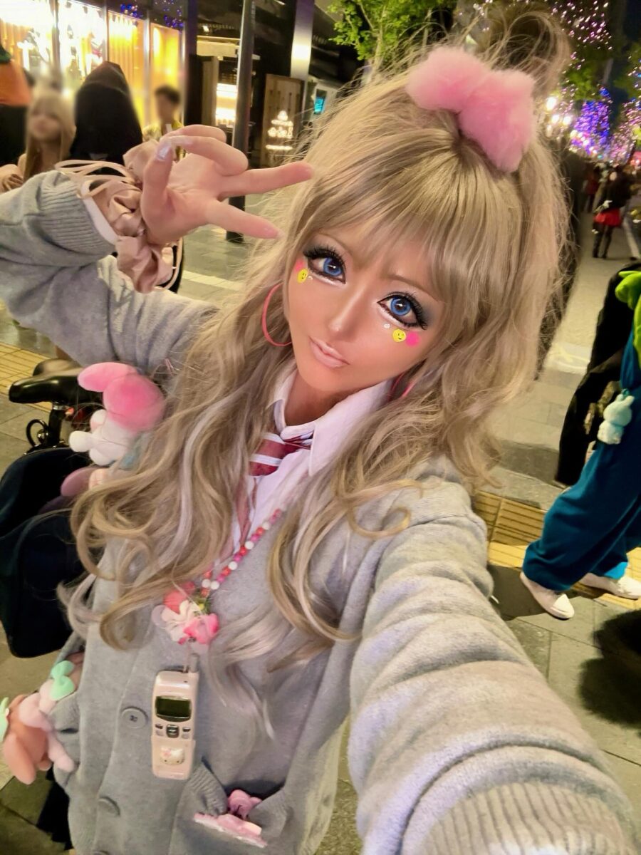 Playful Gyaru Makeup Inspiration For Bold Looks