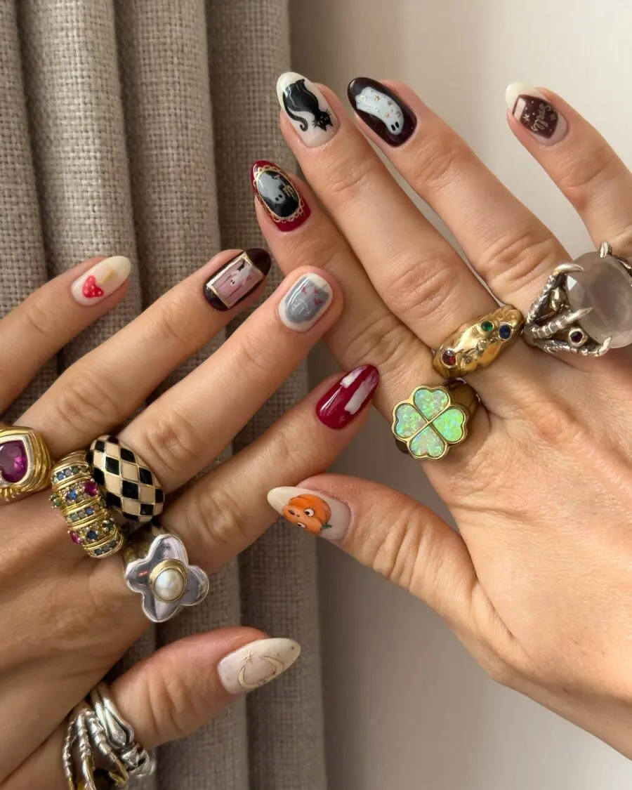 Spooky and Glamorous Halloween Nail Designs