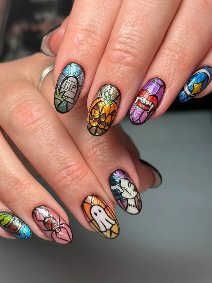 Spooky Artistic Halloween Nail Art Design