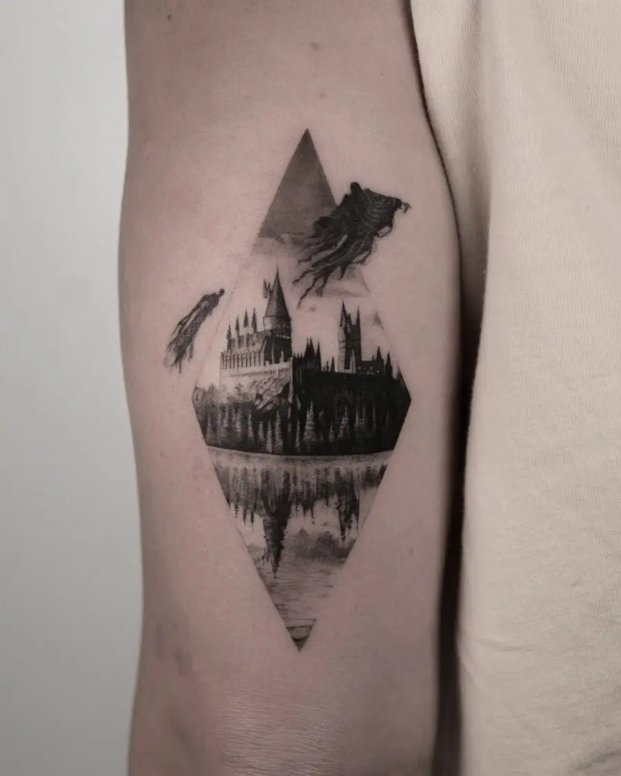 Stunning Hogwarts Castle in a Diamond Design