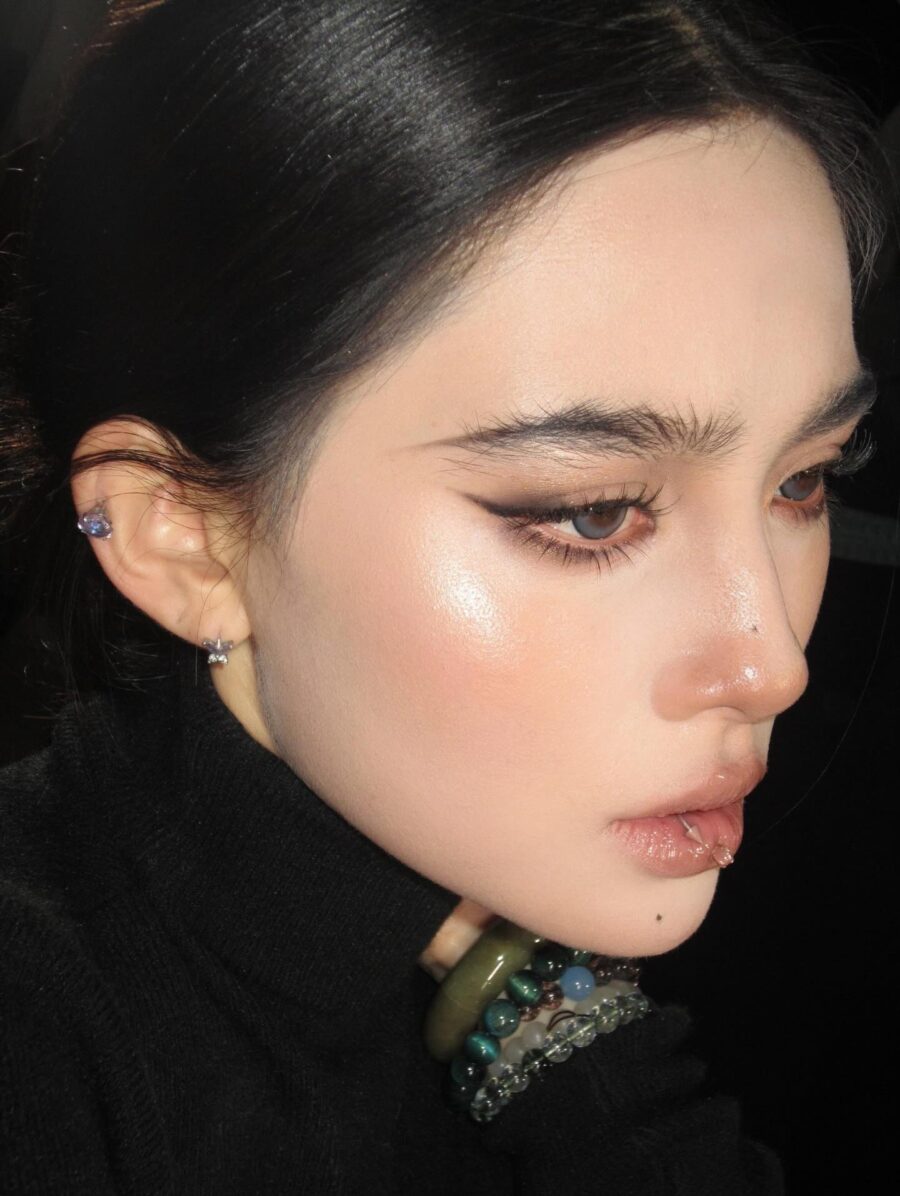 Flawless radiance with defined eyeliner look