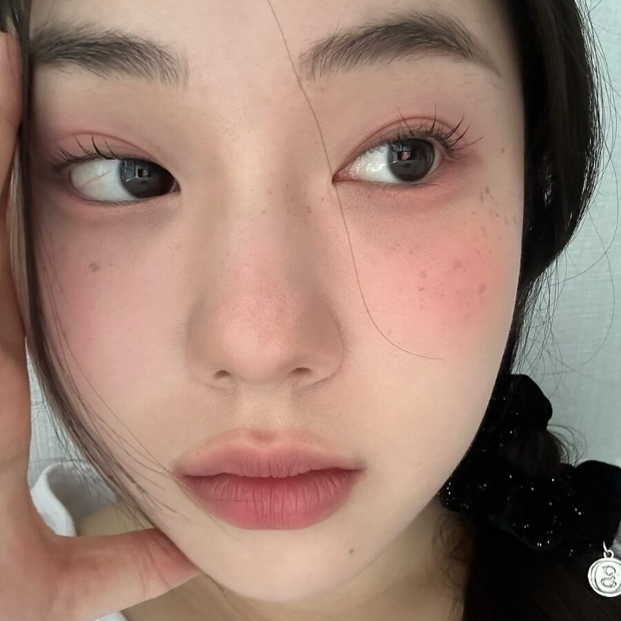 Effortlessly youthful and fresh igari makeup