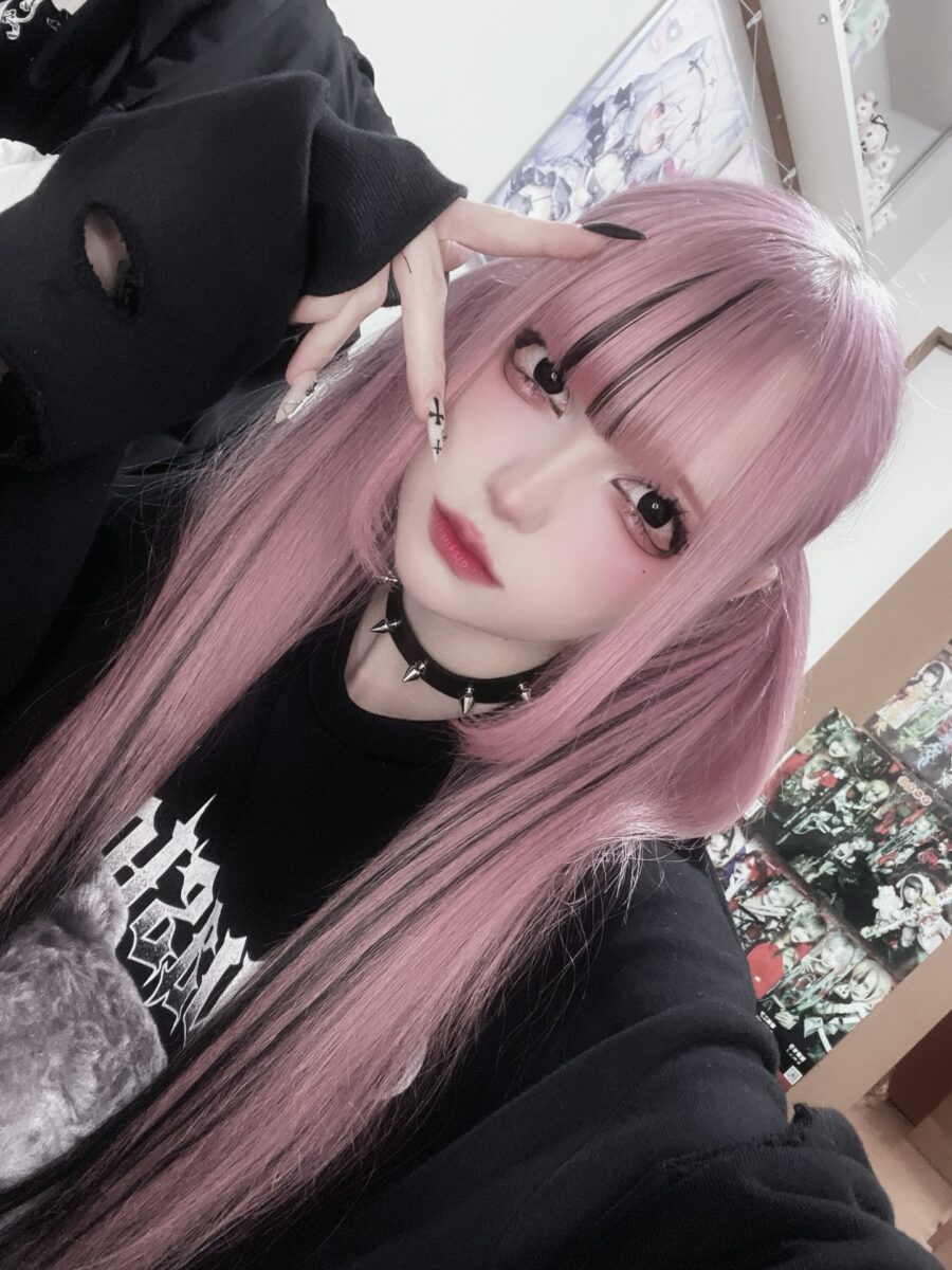 Edgy Jirai Kei Makeup with Pink Hair