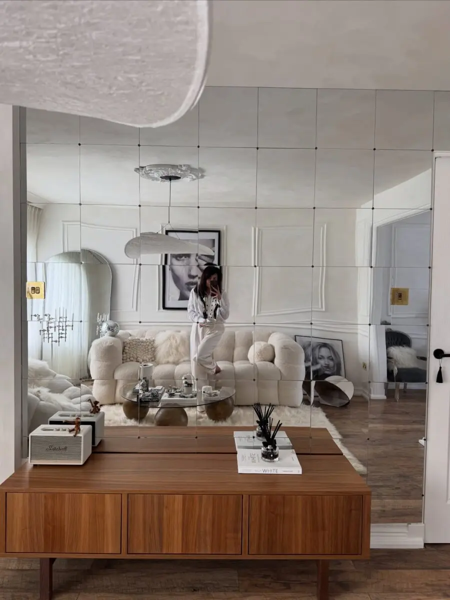 Sleek Mirrors Enhancing Modern Living Space