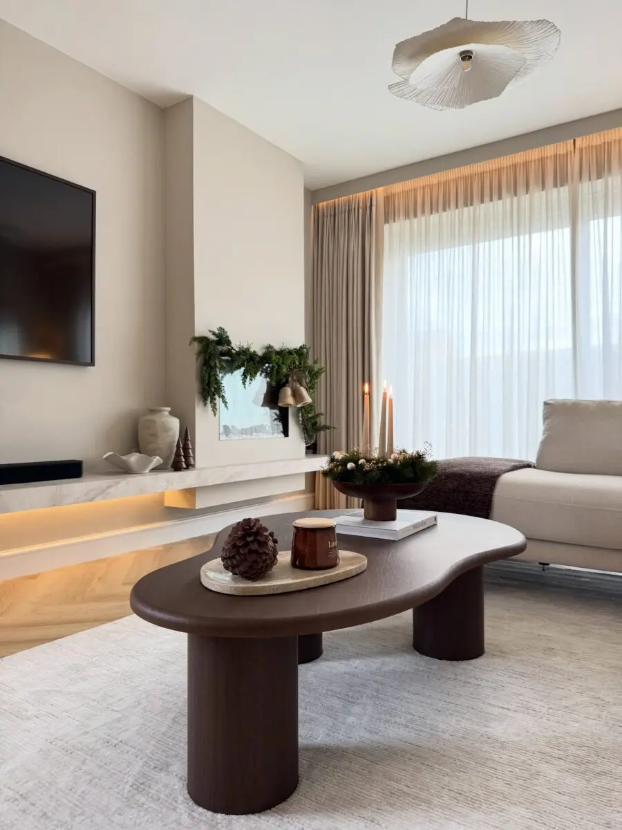 Stylish coffee table with modern elegance