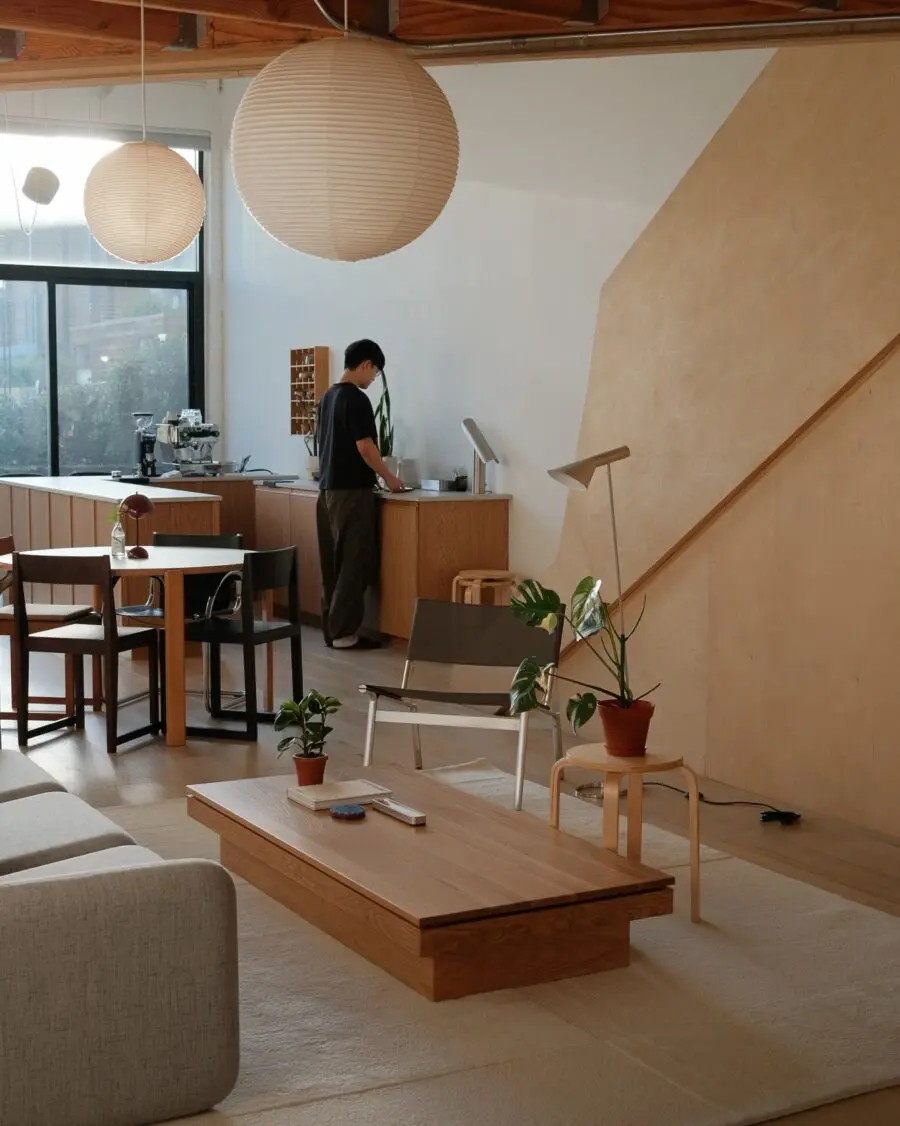 Stylish minimalist coffee table decor inspiration
