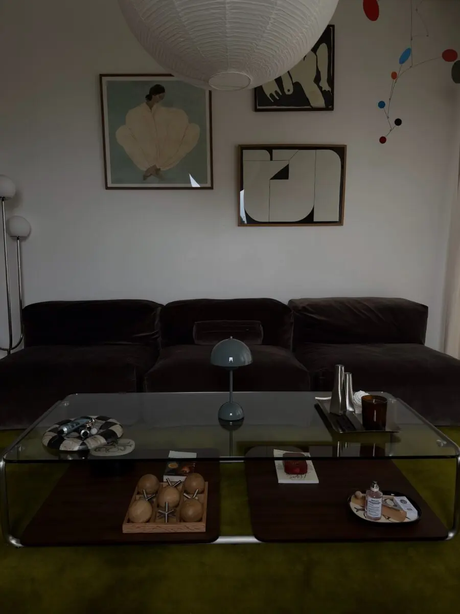 Chic and Cozy Coffee Table Arrangement