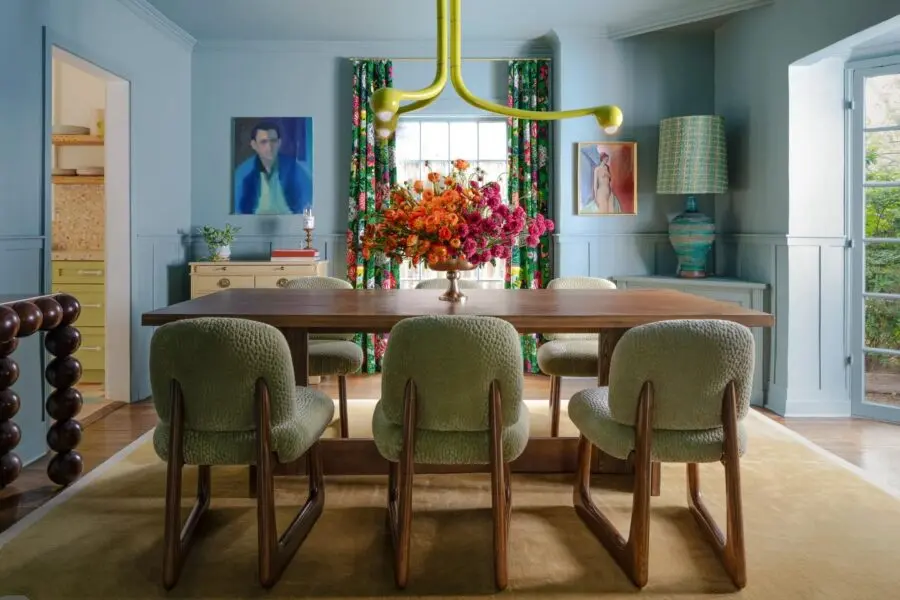 Vibrant and Modern Dining Room Decor Highlights
