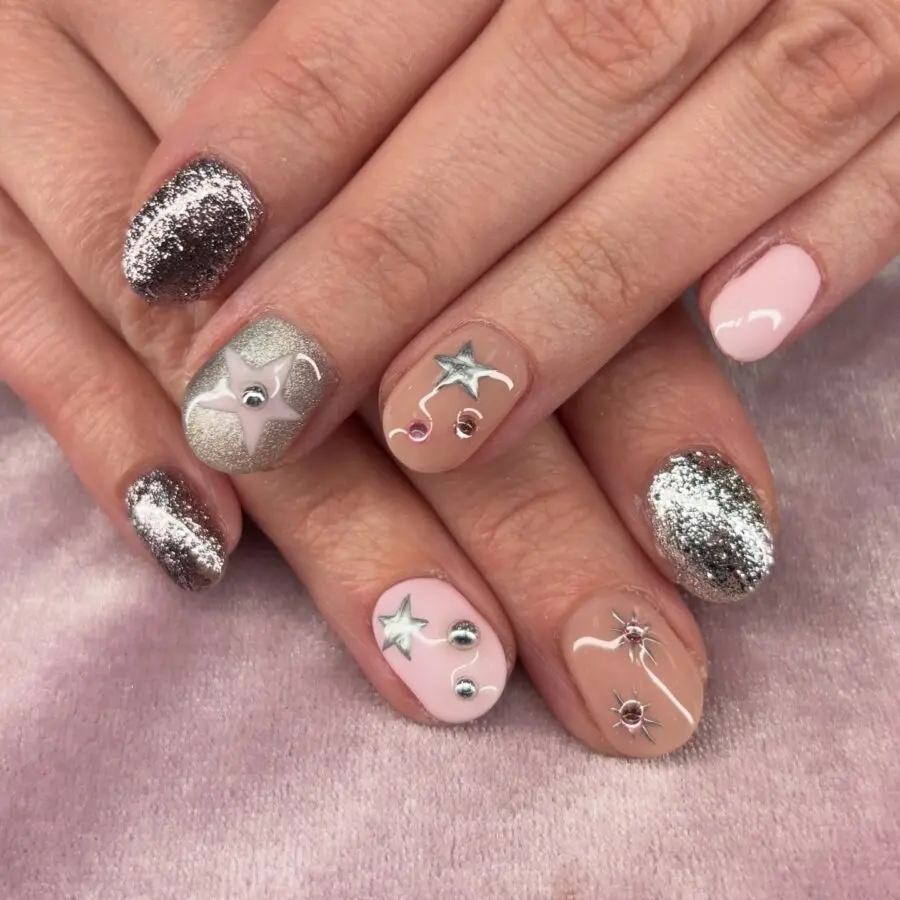 Glamorous New Year's Eve Nail Art Design