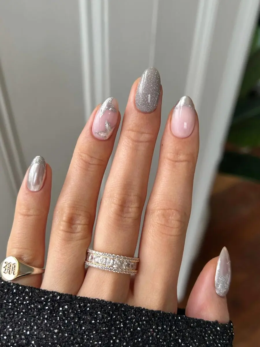 Elegant silver and pink New Year's nail design
