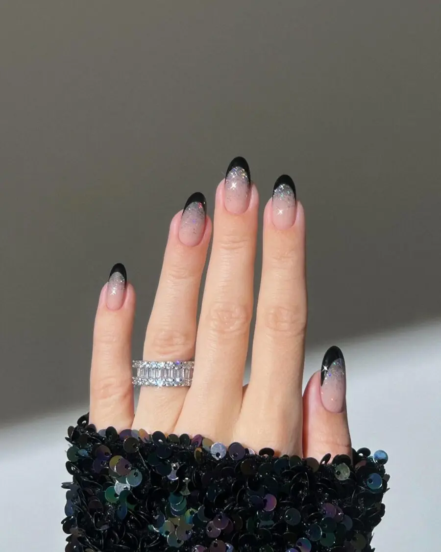 Chic Lunar-Inspired New Year’s Nail Art