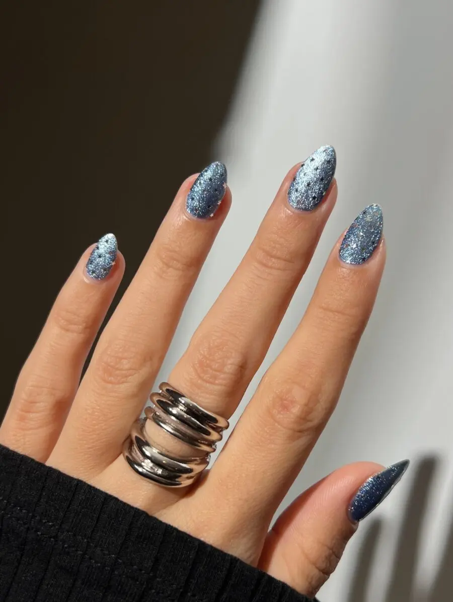 Sparkling stiletto nails for festive celebrations