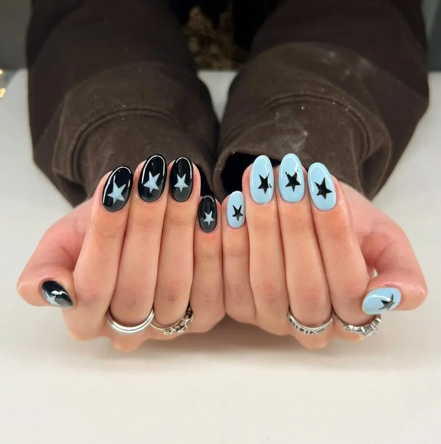 Starry Night-Inspired New Year's Nail Art